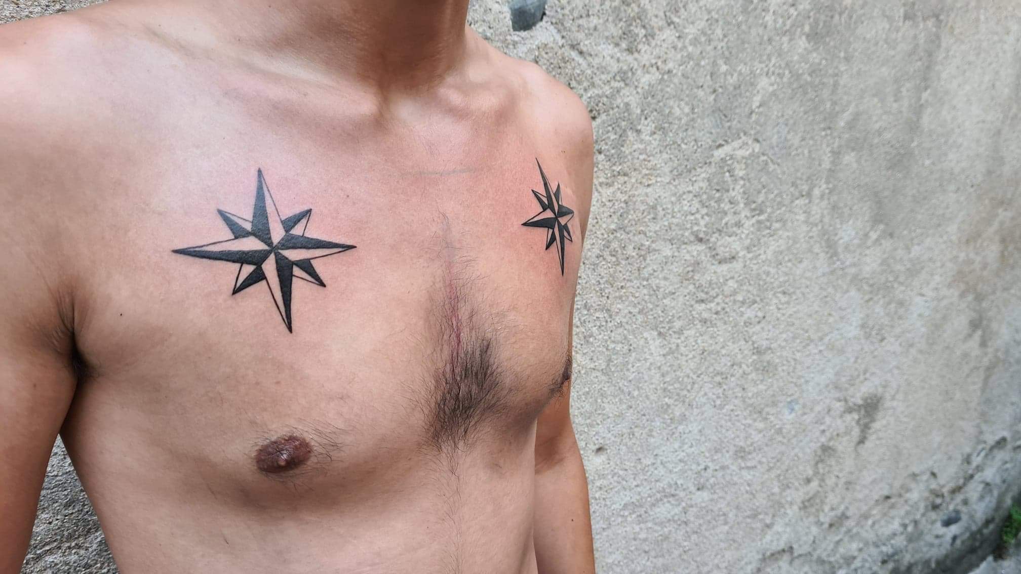 Tattoo rose des vents traditionnelle